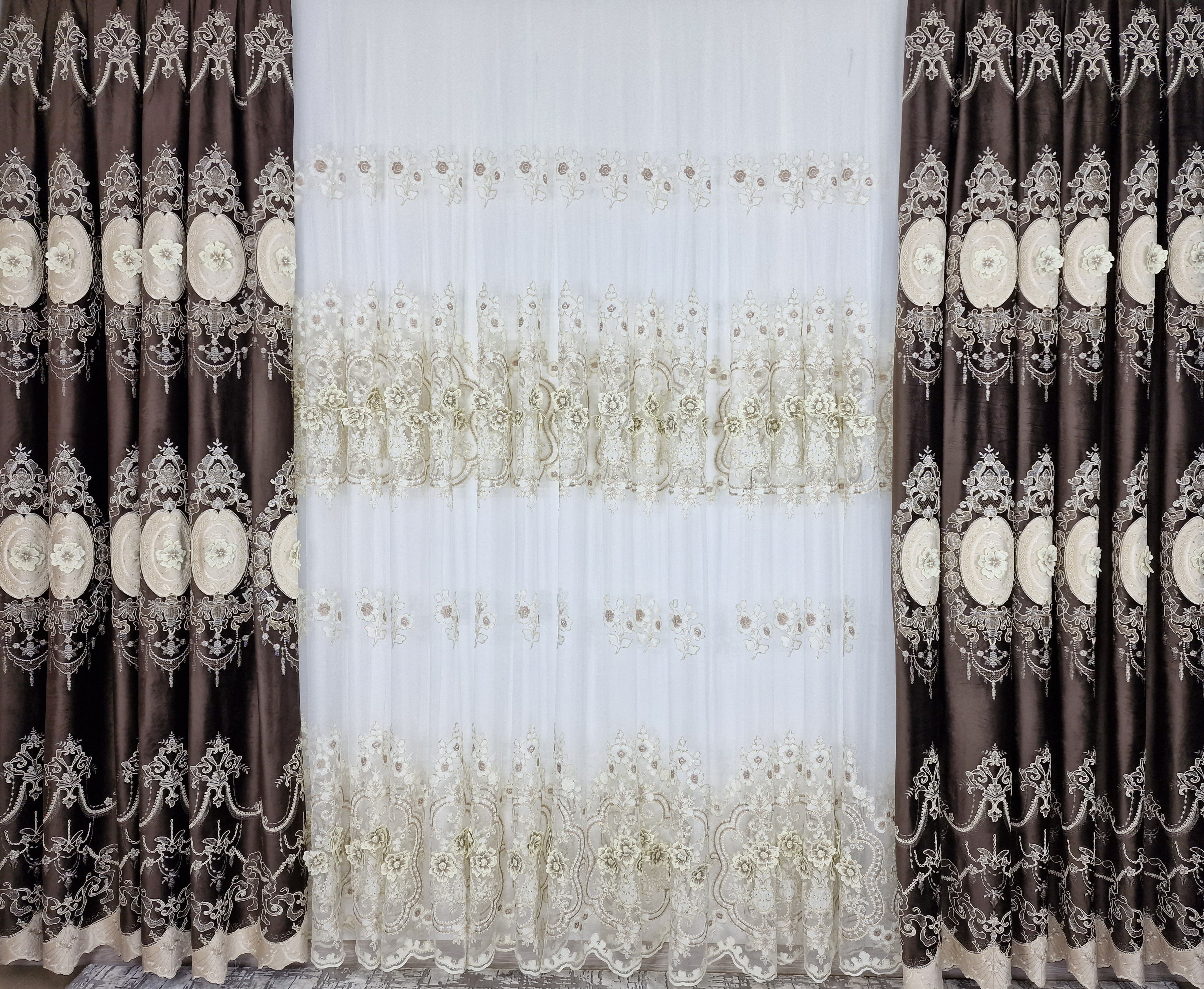 Set perdea si draperie Ron - CASABLANCA Set perdea si draperie Ron CASABLANCA  1030.00 CASABLANCA  CASABLANCA