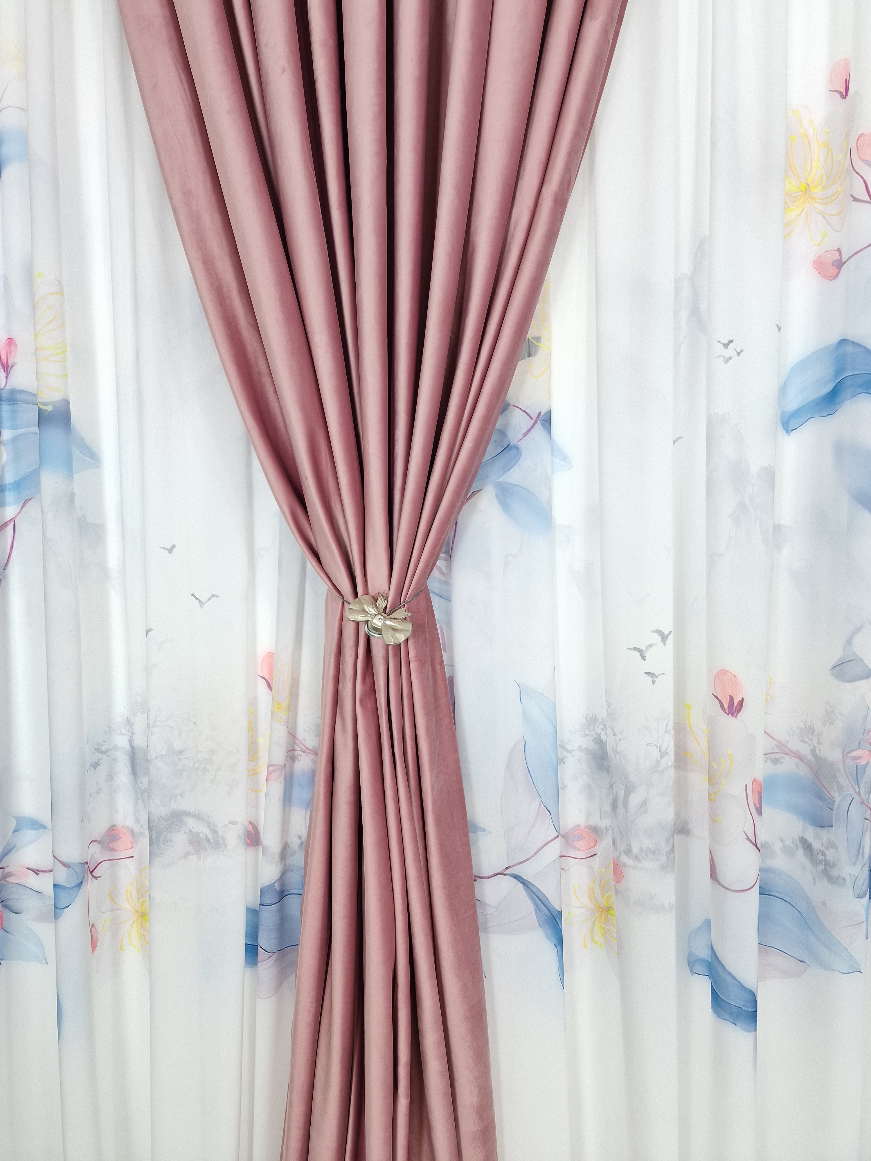 Set Lila: perdea din matase cu flori lila si draperie lila din catifea