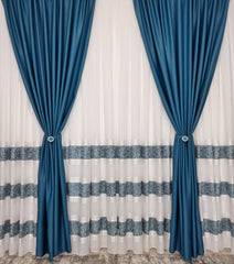 Set Kim: perdea din in cristal alba cu benzi turcoaz si draperie simpla turcoaz blackout 98%