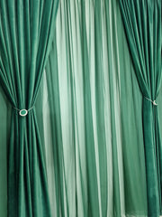 Set Speranta: perdea voal verde si draperie catifea verde smarald intens