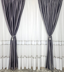 Set Bodo: Perdea alba cu benzi alb cu gri si Draperie catifea gri
