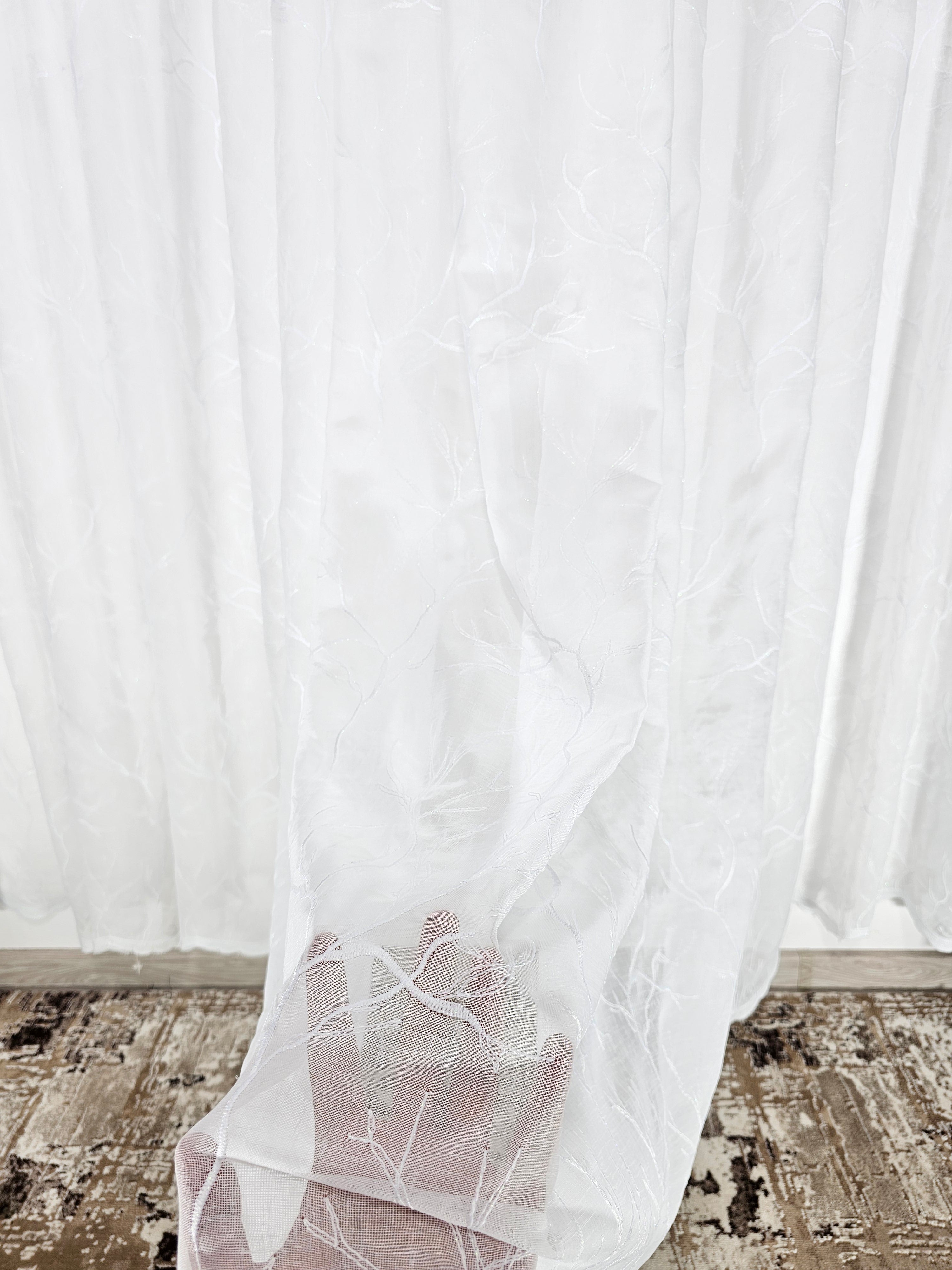 Set Angelica: perdea din in model crengute si draperie cu aspect de vopsea decorativa