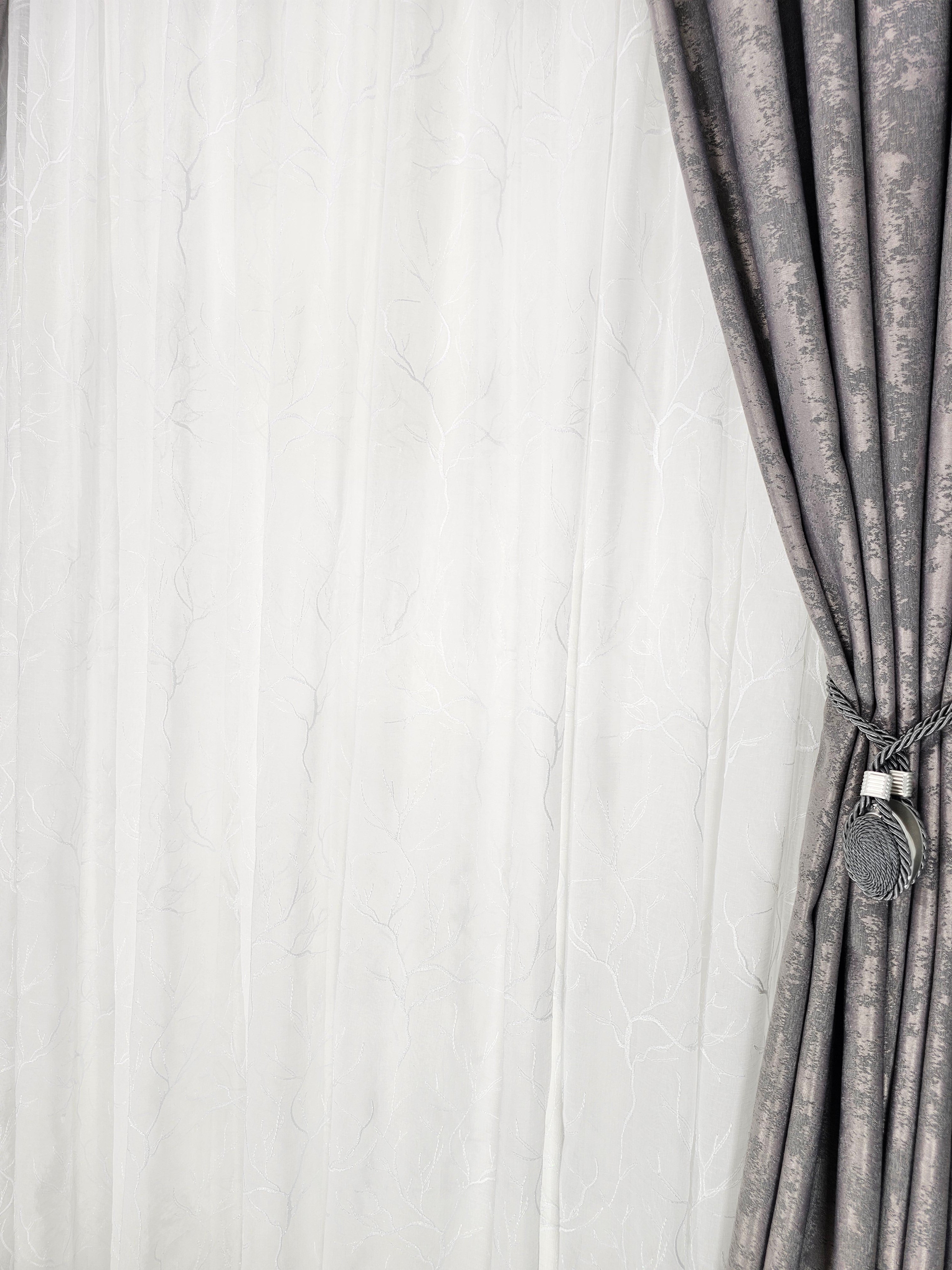 Set Angelica: perdea din in model crengute si draperie cu aspect de vopsea decorativa