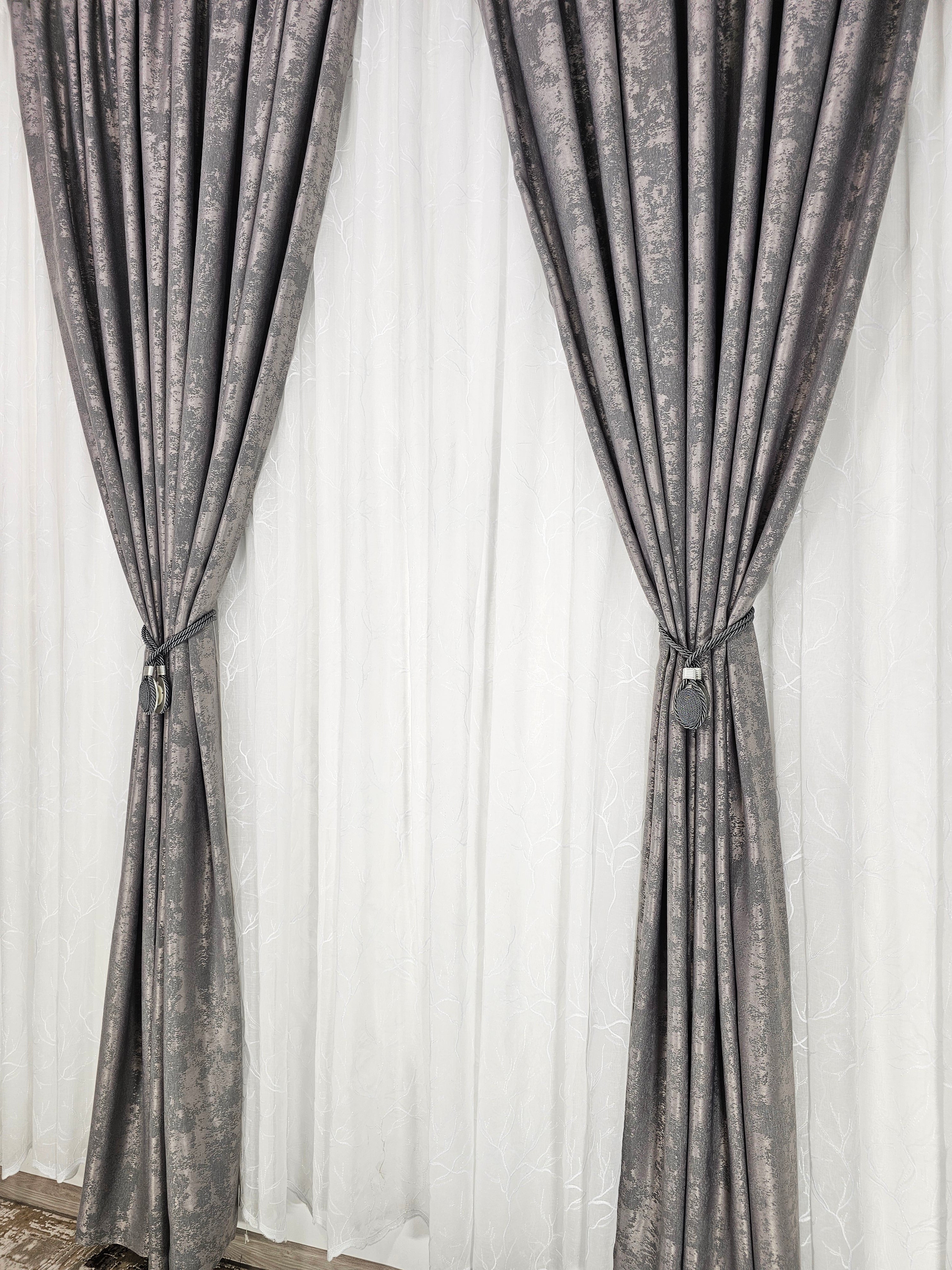 Set Angelica: perdea din in model crengute si draperie cu aspect de vopsea decorativa