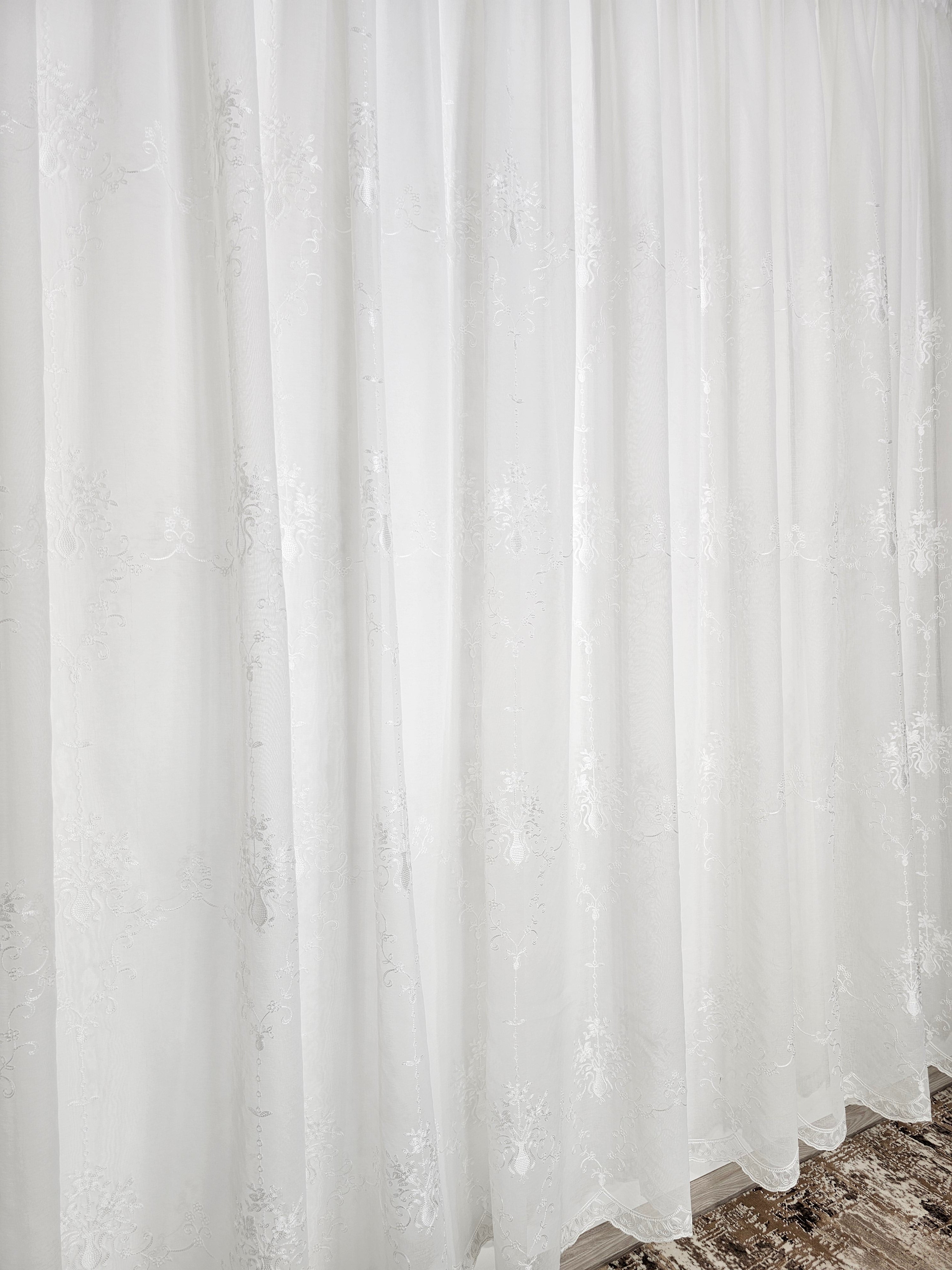 Set Harmony: perdea din in model floral si draperie blackout 80% crem-roze