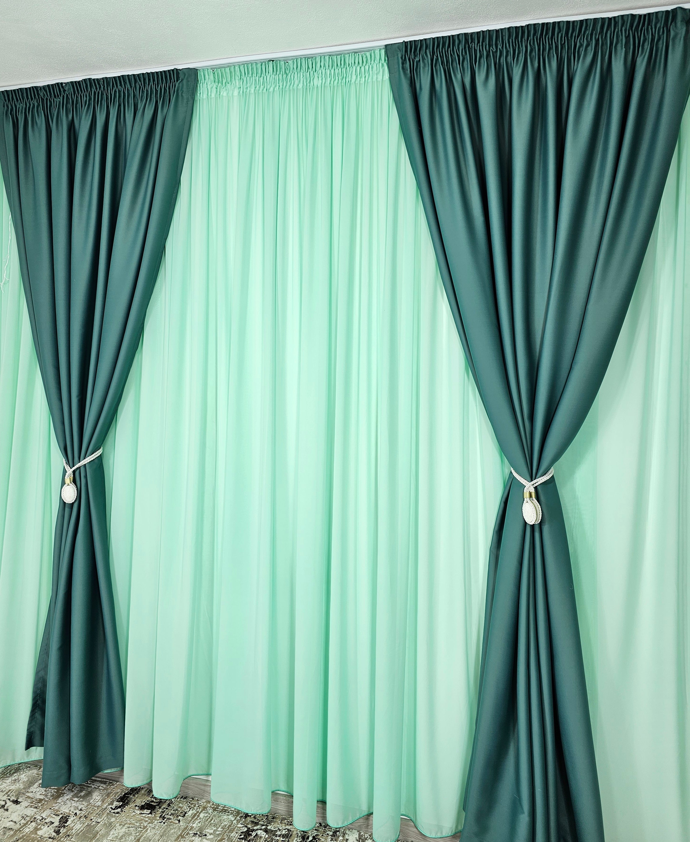 Set Roa: perdea verde din matase moale  si draperie verde menta blackout 98%