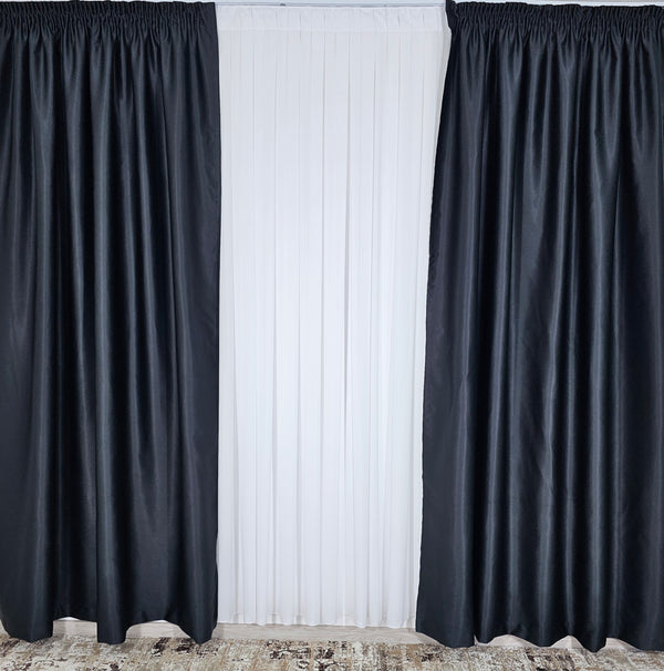 Set ideal pentru livinguri si dormitoare moderne in nuante de alb, gri sau negru-Colectia Hotel – Perdea Voal Alb si Draperie Neagra Blackout – confectionat pe comanda