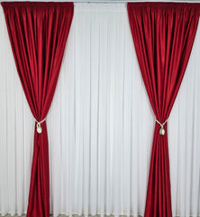 Draperie la reducere soft rosie, varianta mai usoara a catifelei, ieftina la preț avantajos, stoc limitat