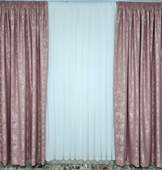 Draperie rose texturată cu aspect de vopsea decorativă