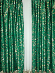 Colectia Prestige: Perdea Voal Alb si Draperii Blackout cu Insertii-Verde Smarald