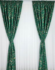 Colectia Prestige: Perdea Voal Alb si Draperii Blackout cu Insertii-Verde Smarald