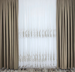 Set Idalis: perdea din in gros cu borduri crem bej si draperie grej blackout 98%.