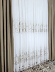 Set Idalis: perdea din in gros cu borduri crem bej si draperie grej blackout 98%.