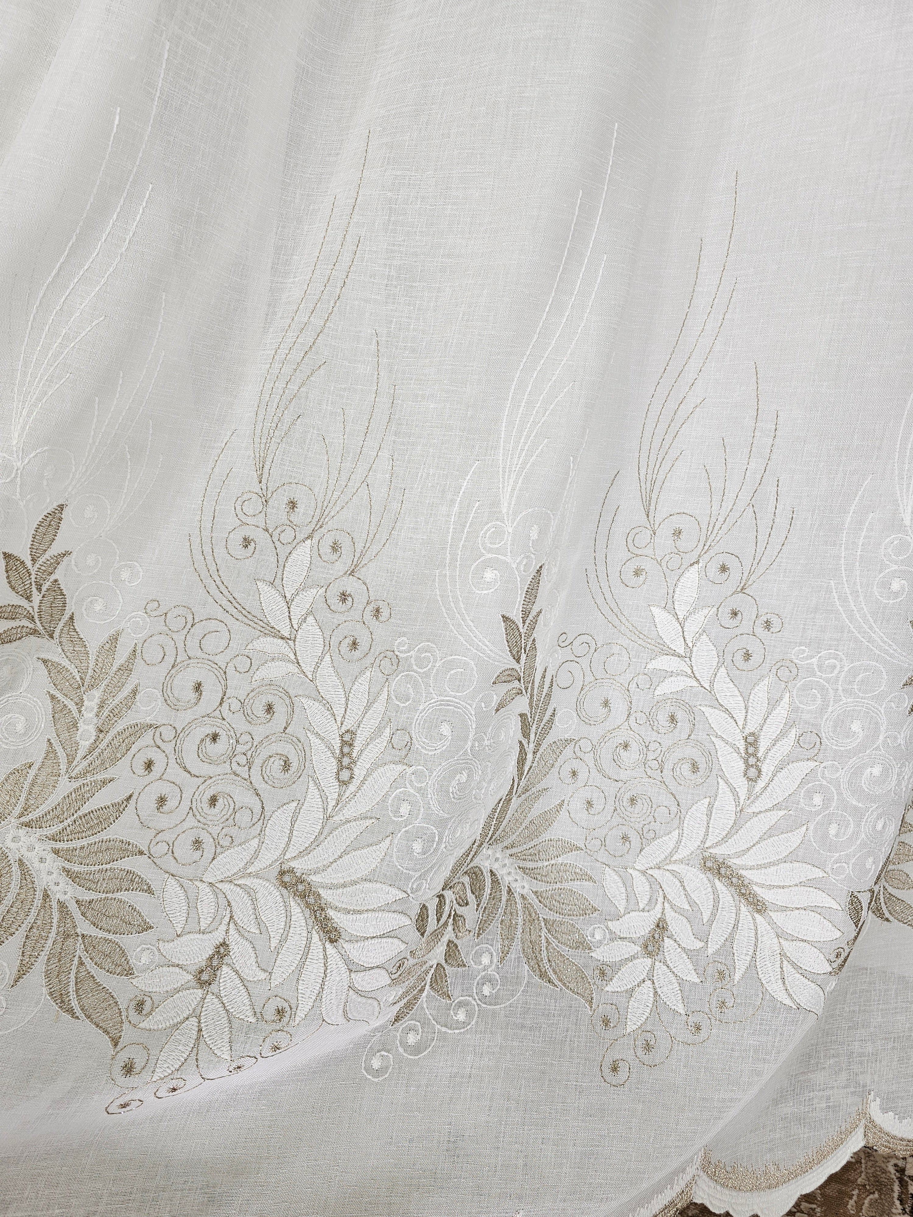 Set Idalis: perdea din in gros cu borduri crem bej si draperie grej blackout 98%.