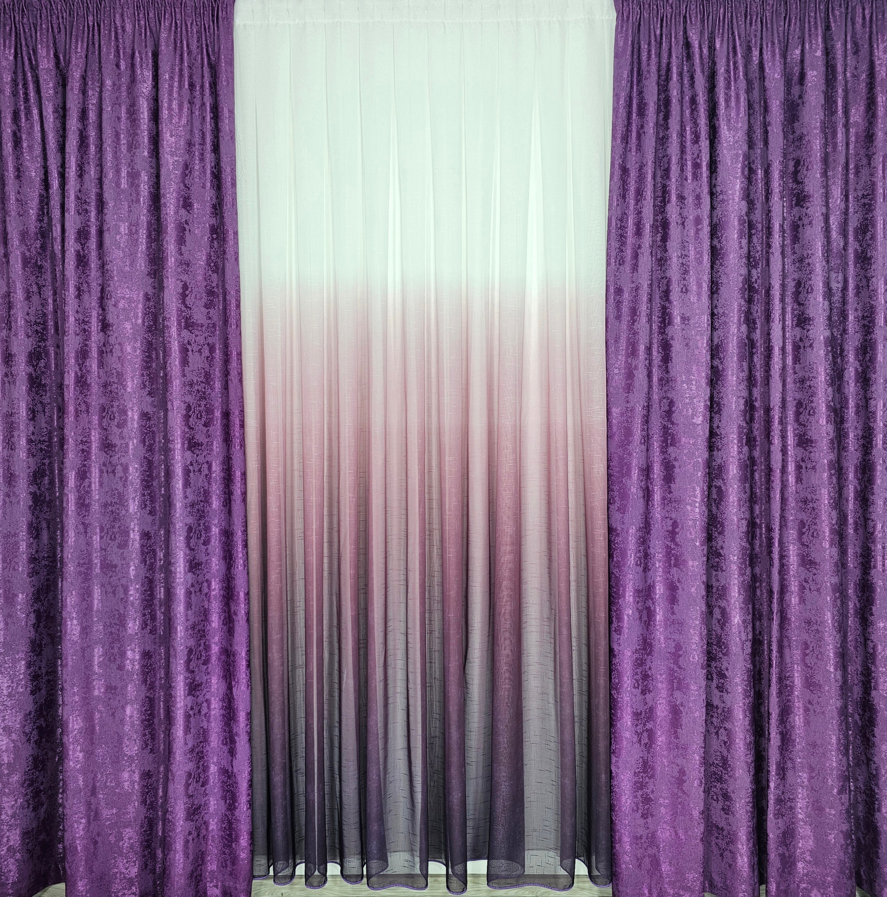 Set Polo: perdea in gros degrade mov trei culori si draperie tip vopsea decorativa mov
