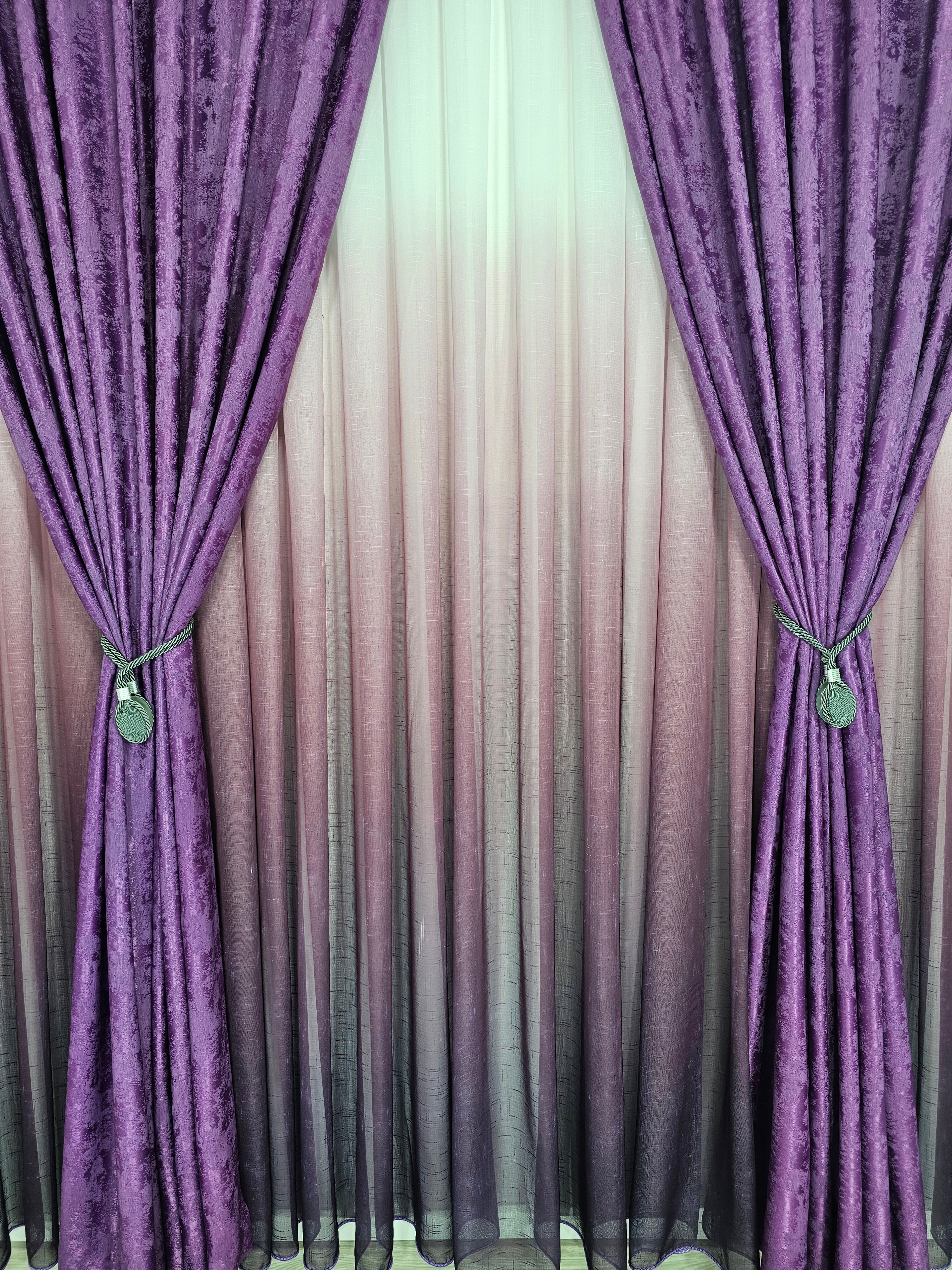 Set Polo: perdea in gros degrade mov trei culori si draperie tip vopsea decorativa mov