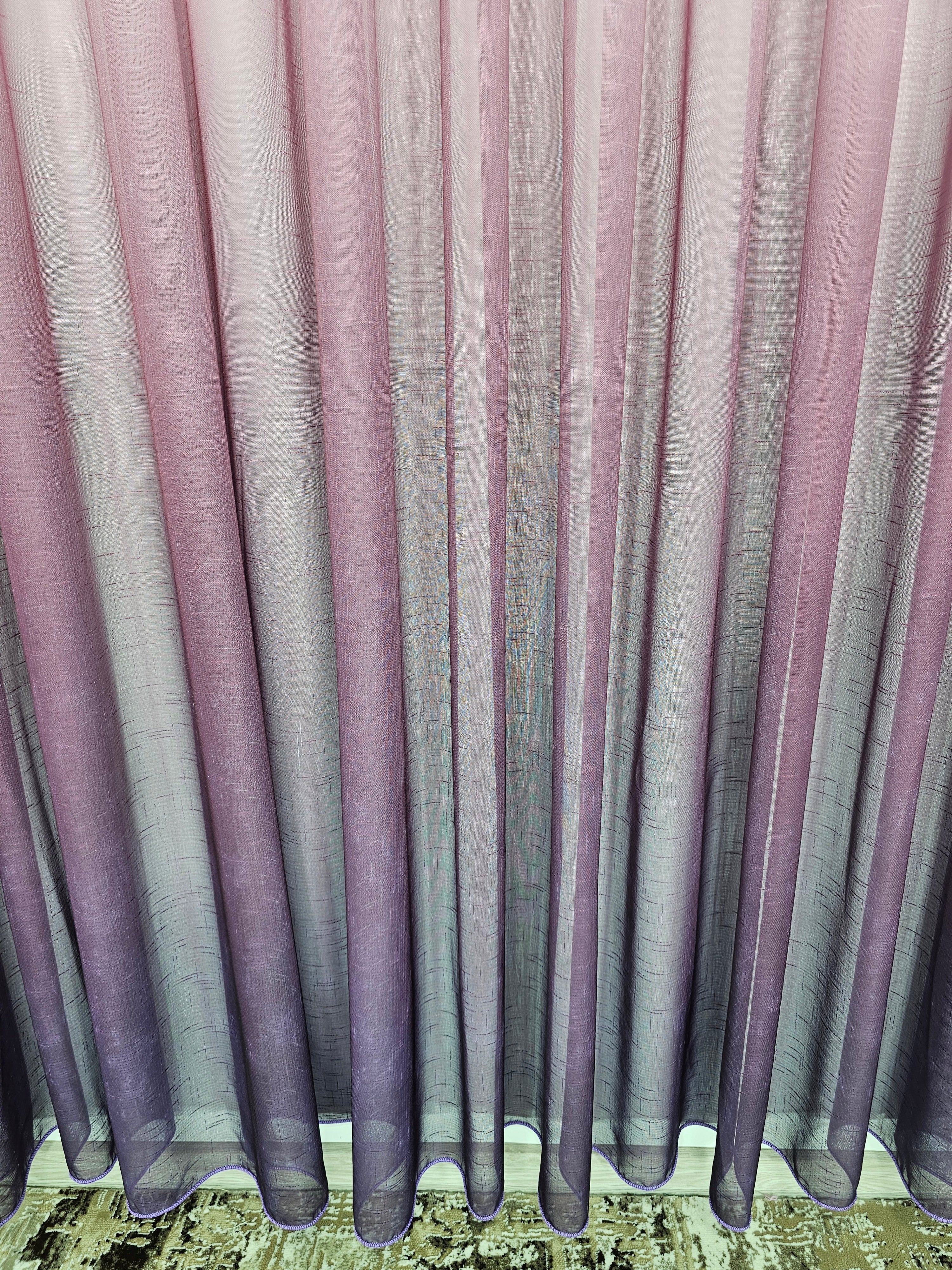 Set Polo: perdea in gros degrade mov trei culori si draperie tip vopsea decorativa mov