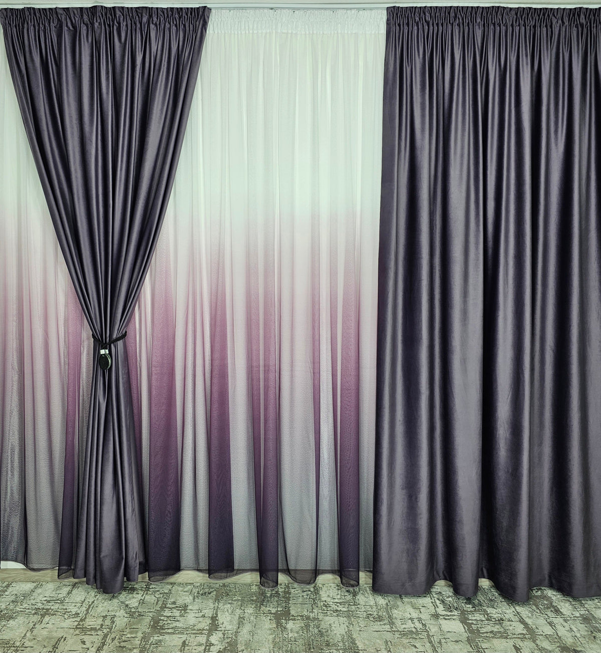 Set Balada: perdea in degrade mov si draperie din catifea mov inchis blackout 90%