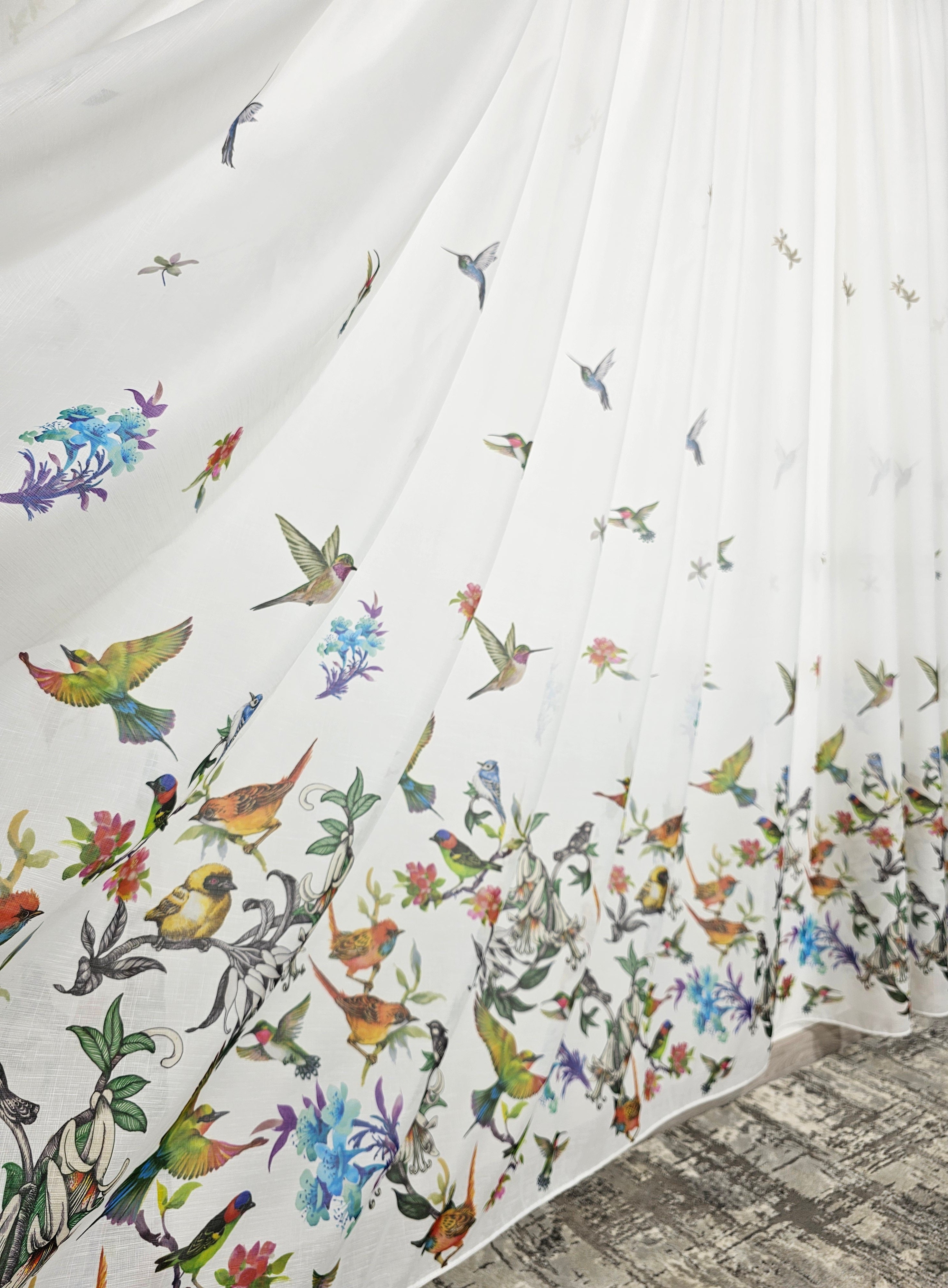 Set Pasarele Verzi: perdea alba cu verde cu draperie simpla catifea verde