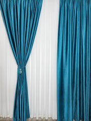 Set Vivre: pentru Livinguri si Dormitoare Luminoase in Nuante de Bleu, Alb si Crem - Perdea Jorjet Alb Imaculat si Draperie Catifea Baby Blue - Confectionat pe Comanda