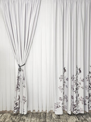 Set Raven: Perdea alba simpla alba jorjet si Draperie blackout cu flori gri