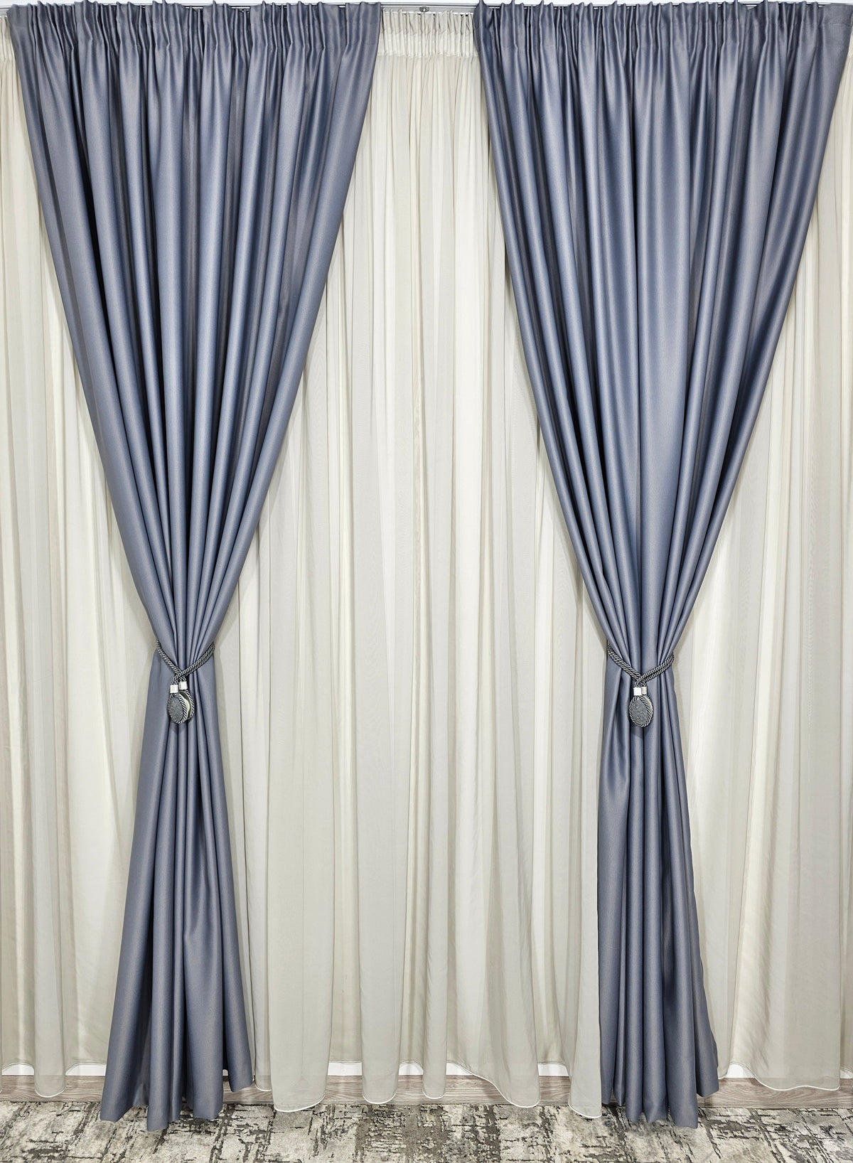 Set Oscar: perdea voal premium gri si draperie gri mediu 90% blackout