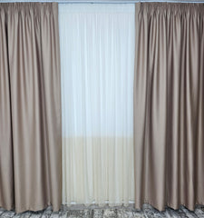 Set Rizzo:Perdea in doua culori alb-bej din material tip borangic si draperie mai tip hotel bej roze