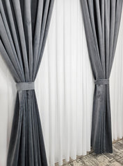 Set Premium: Perdea Matase Alba Nesifonabila si Draperie Gri Mediu Catifea Garantat Opaca