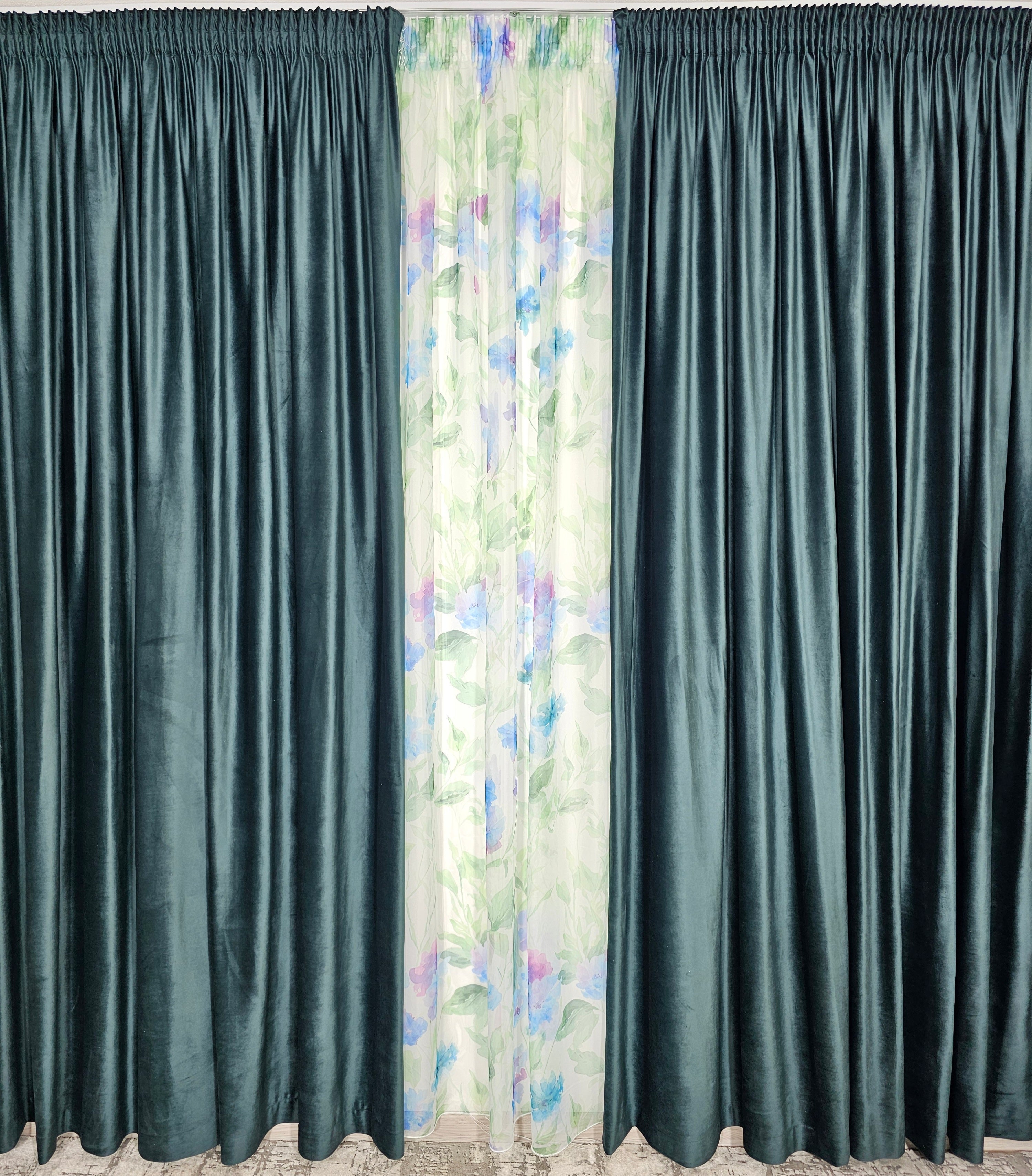 Set Elena: perdea model floral combinatie verde mov albastru si draperie catifea verde