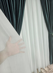 Set Francesca: perdea tip in verde cu draperie simpla verde din catifea blackout 90%