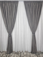 Set Leti: perdea in cristal cu dungi gri si draperie tip vopsea decorativa gri