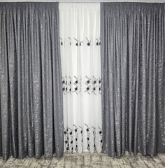 Set Mara: perdea din in cu flori alb-negru si draperie decorativa tip nisip gri inchis