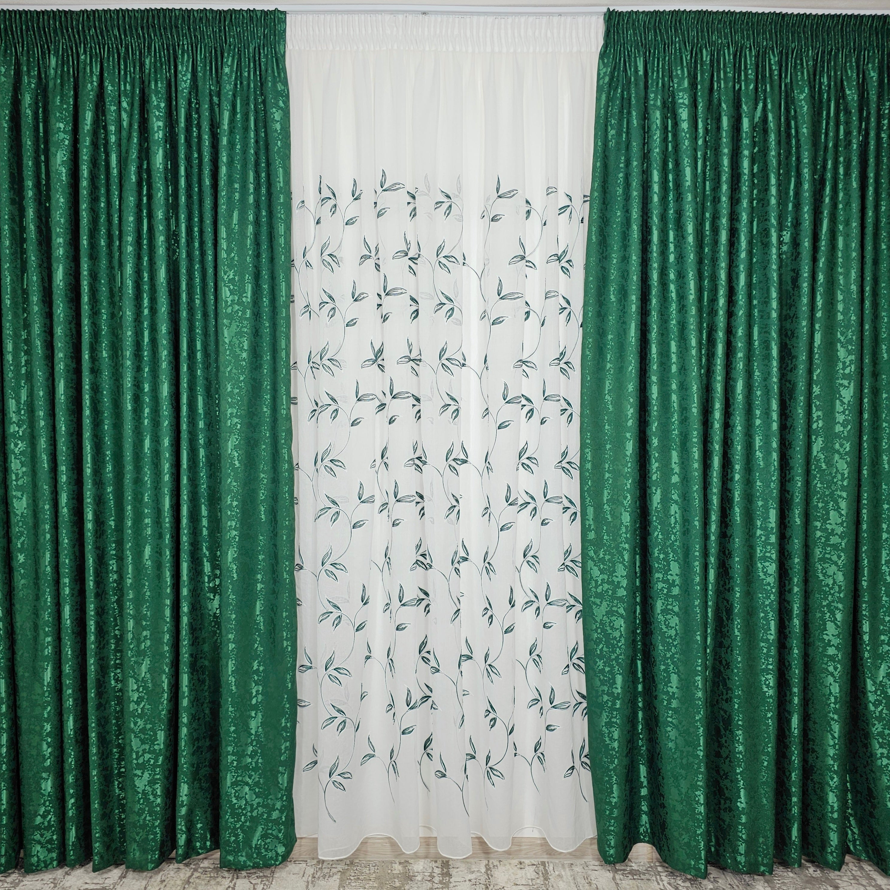 Set Esmeralda: perdea din in cu frunze verzi si draperie decorativa tip nisip verde smarald