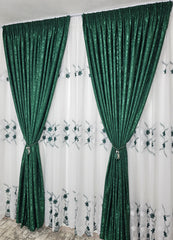 Set Smaranda: perdea din in cu flori alb-verde si draperie decorativa tip nisip verde smarald