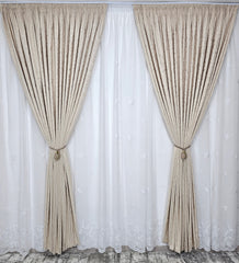 Set Gabi: perdea alba din in cu frunze si draperie decorativa tip nisip crem