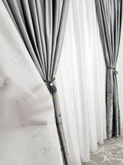 Colectia Velvet: perdea din matase cu insertii argintii si draperie din catifea cu insertii - Gri