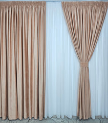 Set pentru Livinguri Moderne in Nuante de Crem, Roz Pudrat si Alb - Set Izabela cu Perdea din Voal Alb si Draperie din Catifea Crem Roze - Confectionat pe Comanda