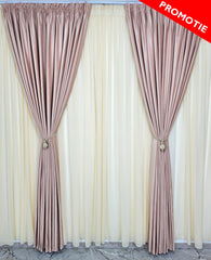 Set Rozalia: perdea crem din jorjet si draperie din catifea roz pal