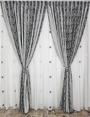 Set Remus: perdea alba din in cristal cu flori alb-gri si draperie blackout gri-negru