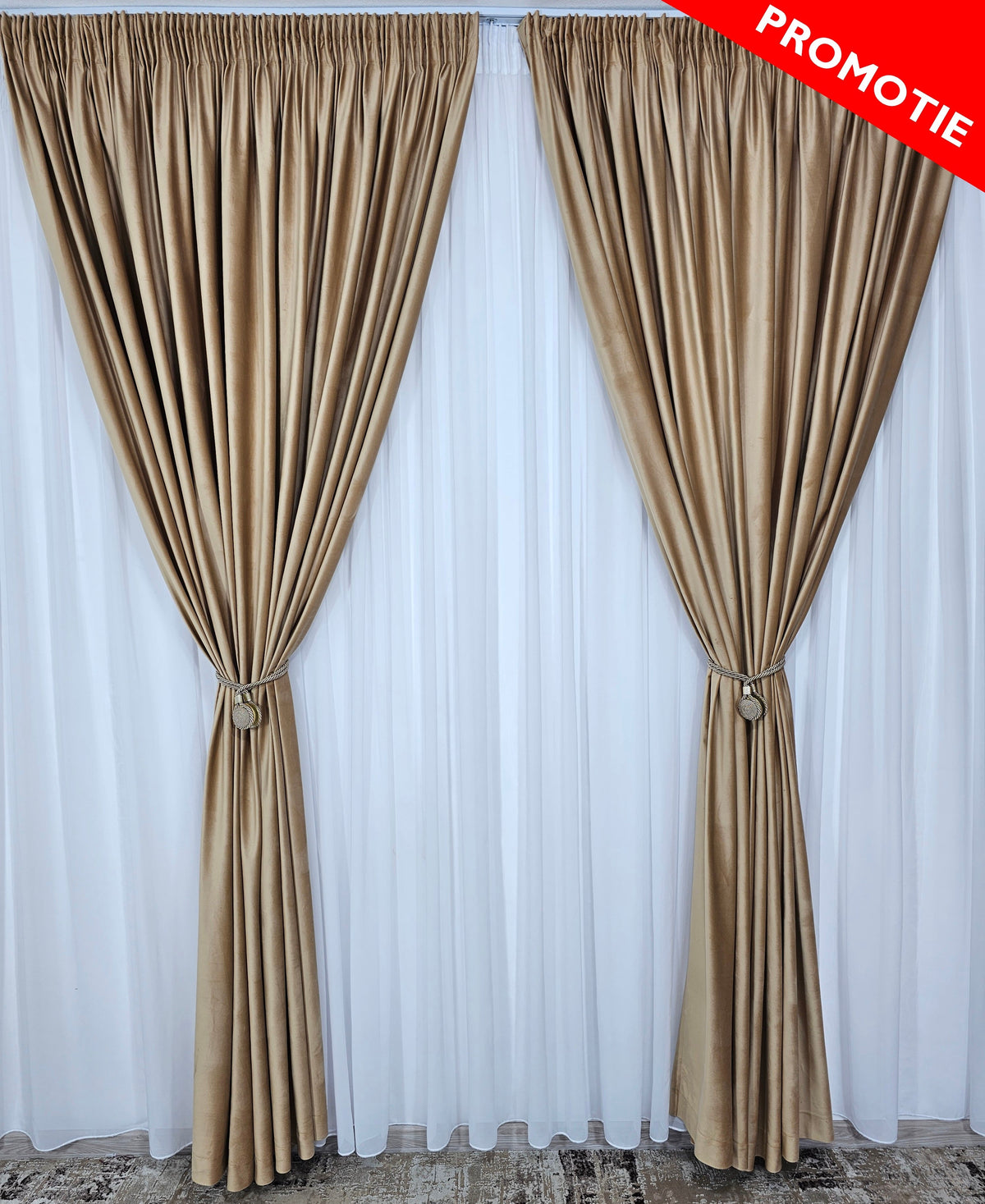 Set Miere: perdea alba simpla jorjet si draperie din catifea culoarea mierii