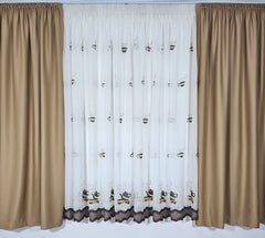 Set Ceainic: perdea alba cu cescute crem maro si draperie blackout 80% capucino