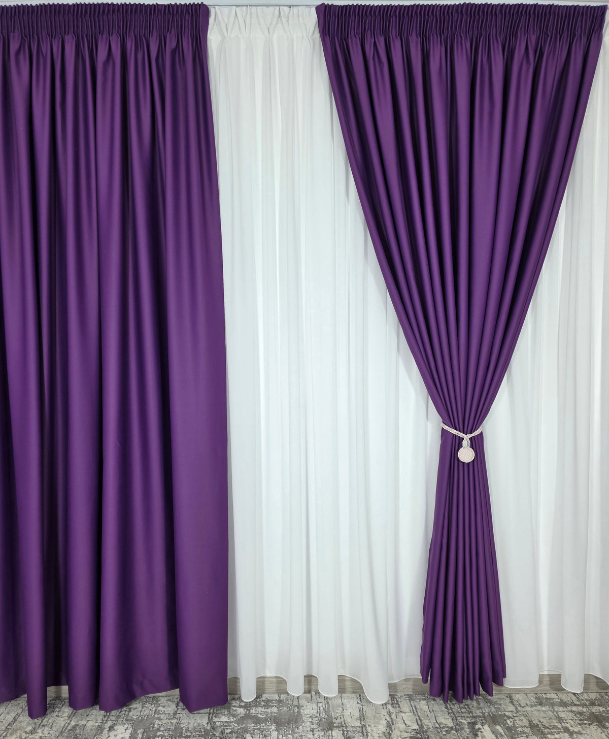 Colectia Blackout Perdea Alba Voal Premium Jorjet si Draperie Mov Blackout 80-95% pentru Living si Dormitor in Nuante Crem, Gri Deschis si Mov Pudrat