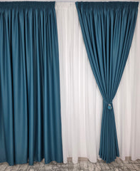 Colectia Blackout: Perdea Matase Alba Si Draperie Turcoaz Blackout 90%