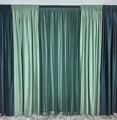 Colectia velvet duo: perdea voal verde Smarald si draperie catifea in doua culori verde Menta cu verde onix