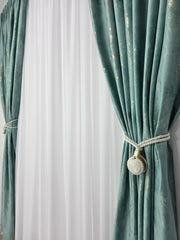 COLECTIA MILANO: perdea alba cu sidef si draperie catifea verde menta cu insertii aurii