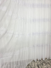Set Aurelian: perdea bamboo cu broderie sparta cu 4 randuri si draperie catifea crem roz