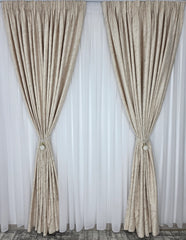 Draperie Dubai din catifea crem cu insertii aurii
