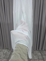 Colectia Blackout Varianta 2 Perdea Alba Voal Premium Jorjet si Draperie Gri Deschis Blackout 80-95% pentru Living si Dormitor in Nuante Alb, Gri si Crem