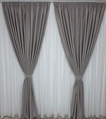 Colectia Blackout Varianta 2 Perdea Alba Voal Premium Jorjet si Draperie Gri Deschis Blackout 80-95% pentru Living si Dormitor in Nuante Alb, Gri si Crem