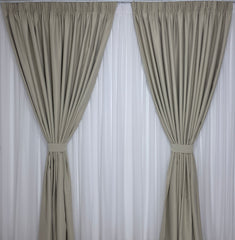 Draperie bej deschis ivoire blackout 80% Ideala pentru Livinguri cu Canapele Crem, Mobilier Maro si Decoruri Bej sau Lemn Natur